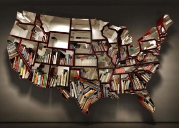 Półka w kształcie mapy USA